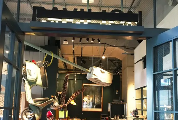 PAVILION（パビリオン）