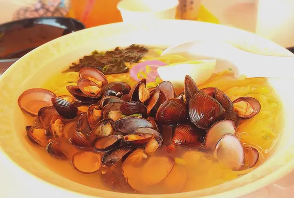 十三湖