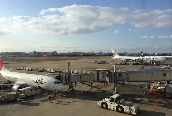 福岡空港