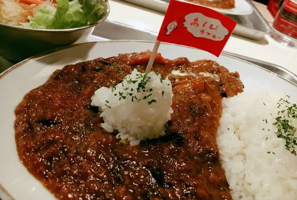あくびカフェ