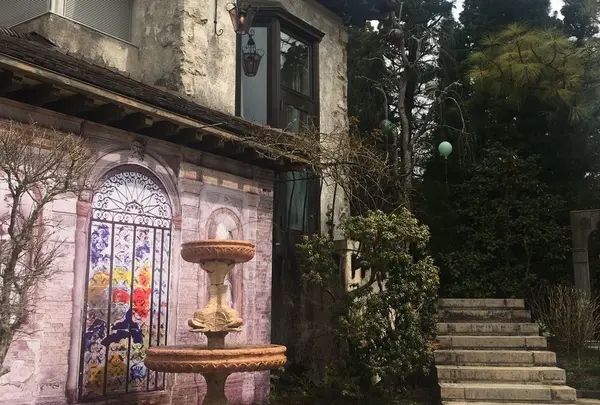 箱根ガラスの森美術館