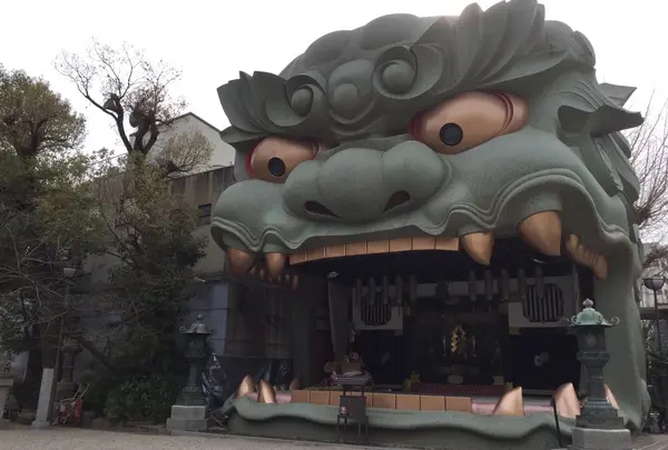 難波八阪神社
