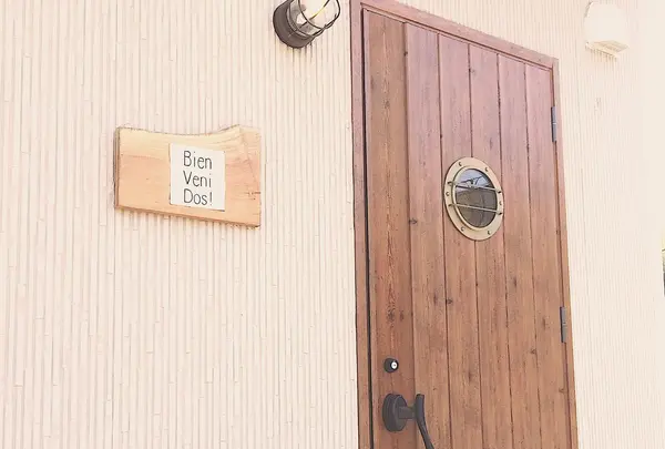 ビエンベニードス 小さなベーグル屋さん