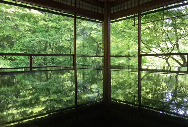 瑠璃光院