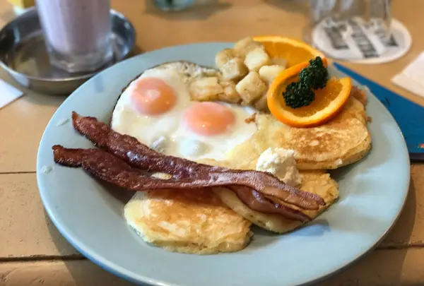 ワールド・ブレックファスト・オールデイ（WORLD BREAKFAST ALLDAY）