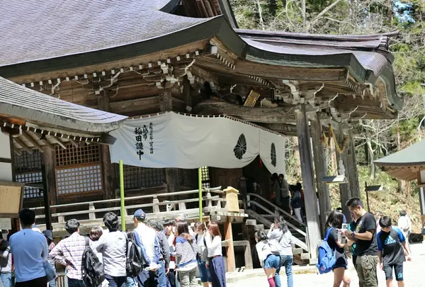 戸隠神社中社