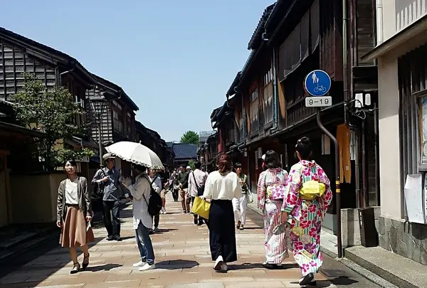 東山ひがし茶屋街