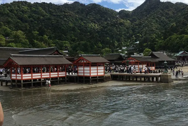 厳島神社