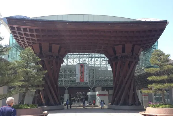 金沢駅
