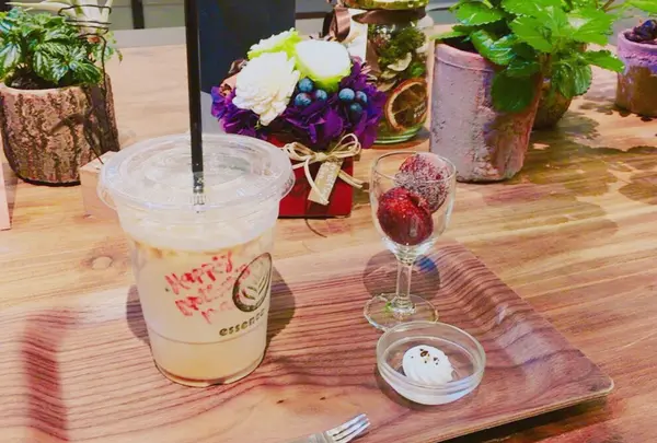 essence cafe