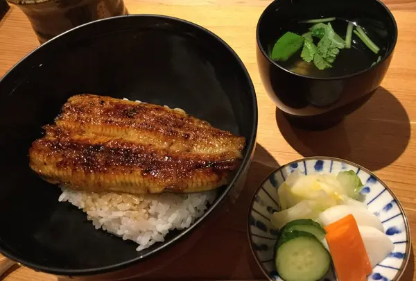 炭焼き鰻 瞬