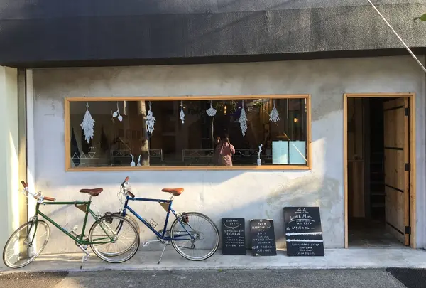 マノ カフェ ヨー （mano cafe yøre）