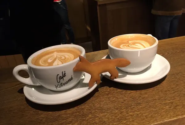 カフェ キツネ（CAFE KITSUNE）