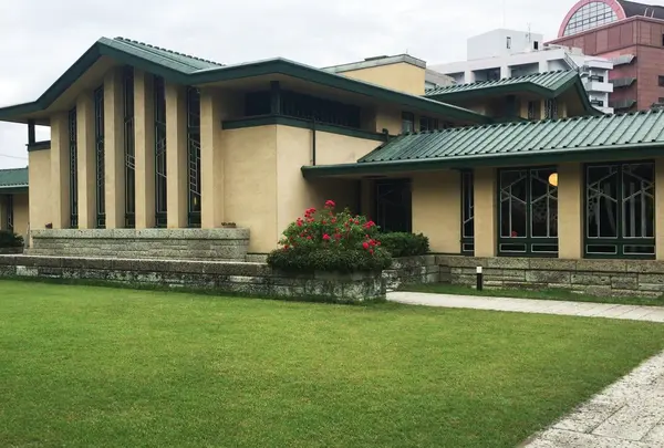 自由学園明日館