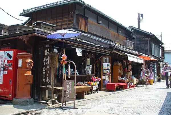 菓子屋横丁