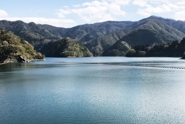 奥多摩湖