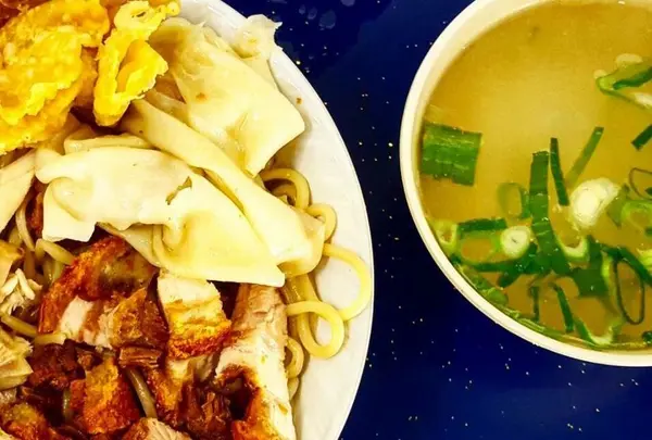 PANGSIT MIE PALU
