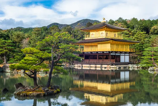 金閣寺（鹿苑寺）