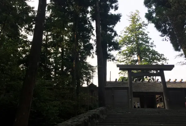 伊勢神宮