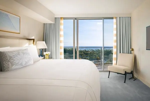 The Ritz-Carlton Residences, Waikiki Beach