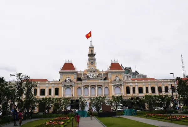人民委員会庁舎