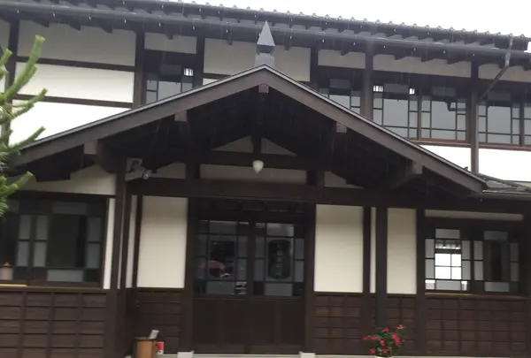 丸藤葡萄酒工業（株）