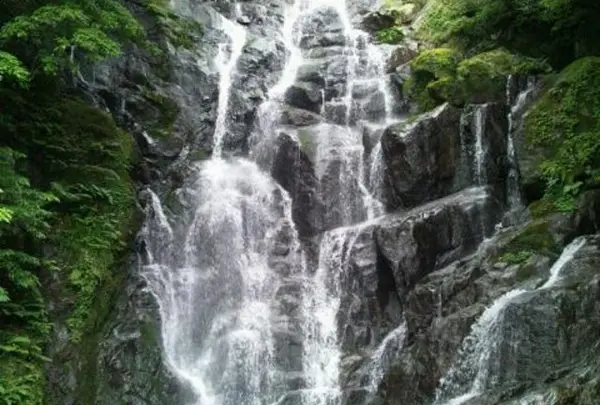 白糸の滝