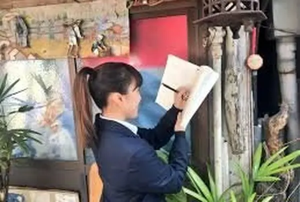 夏菜子ちゃんの落書き帳のあるギャラリー？