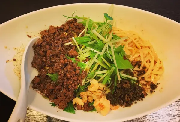 四川担担麺 阿吽 湯島店