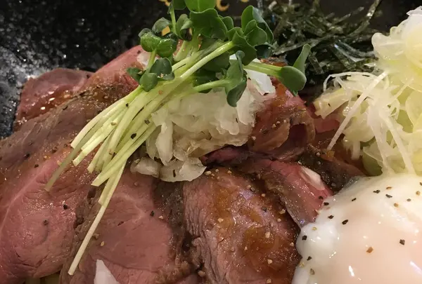 ローストビーフ油そば ビースト