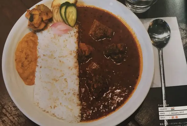 カレー＆オリエンタルバル桃の実