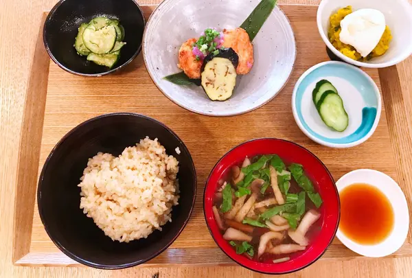ブラウンライス（BROWN RICE）