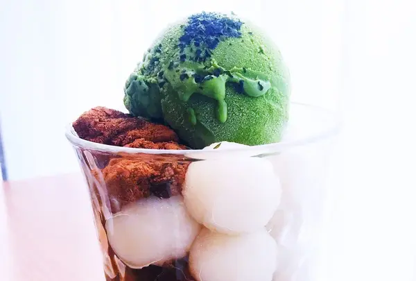 表参道 茶茶の間