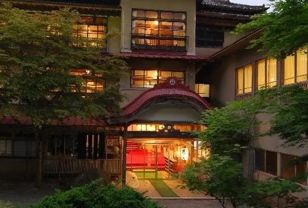 鉛温泉 藤三旅館