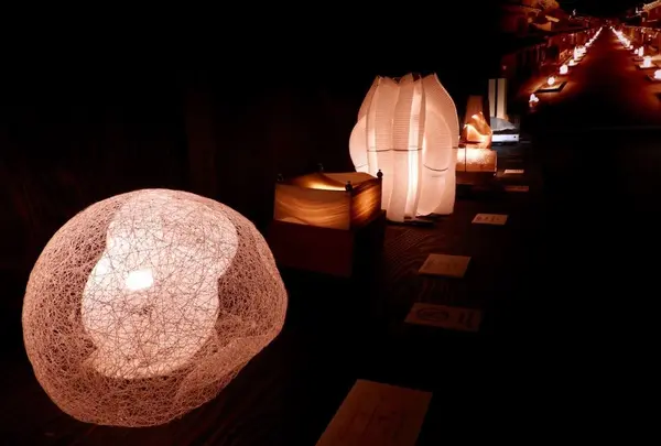 美濃和紙あかりアート館