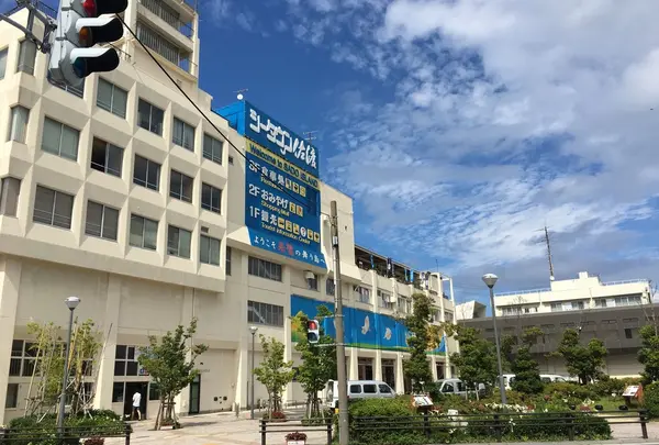 両津港佐渡汽船ターミナル