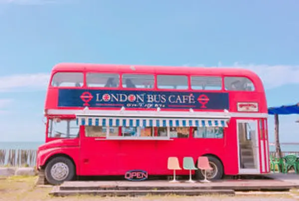 ロンドンバスカフェ