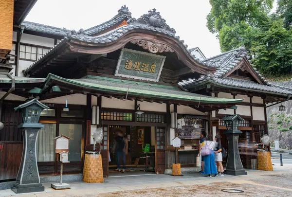道後温泉本館