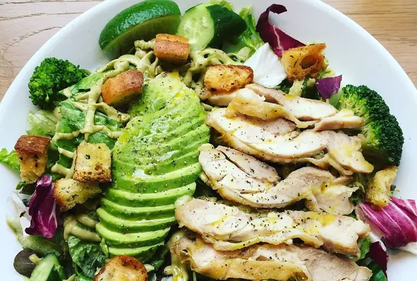 EVERYTHING SALAD 青山