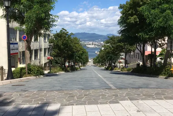 八幡坂