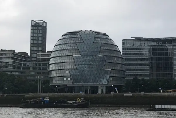 シティ・ホール