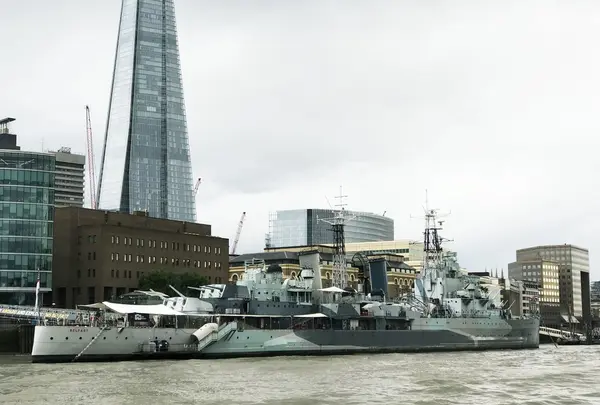 巡洋艦ベルファスト記念艦