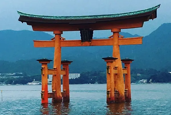 厳島神社