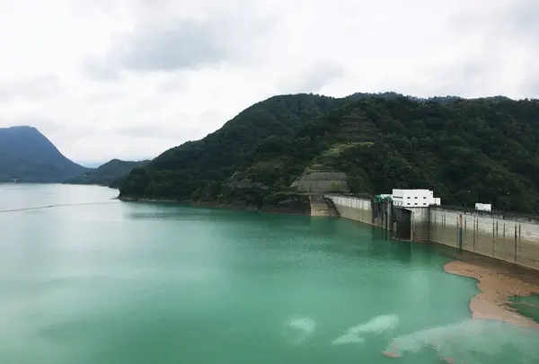 玉川ダム湖（宝仙湖）