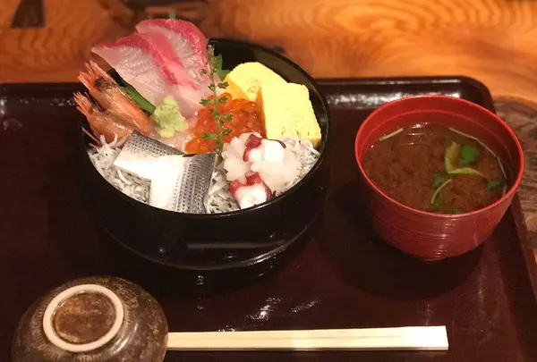 〔三田方面〕喜代寿司