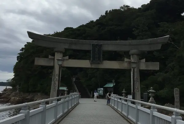 八百富神社