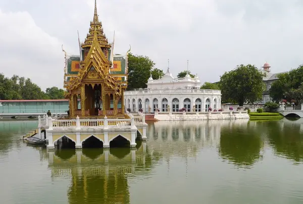 พระราชวังบางปะอิน