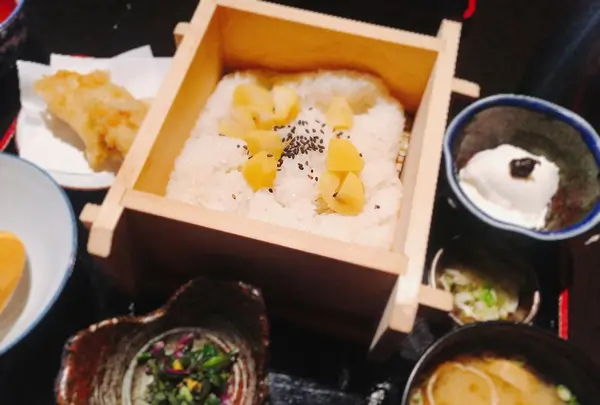 おまかせ料理滴屋