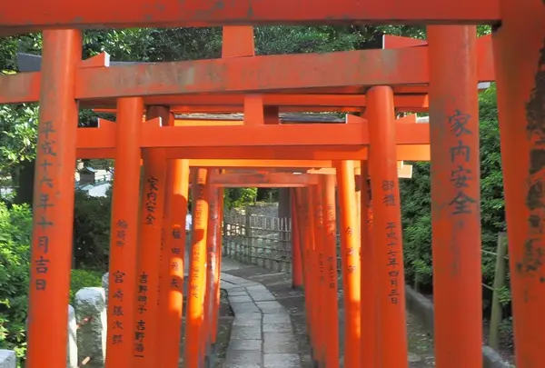 根津神社