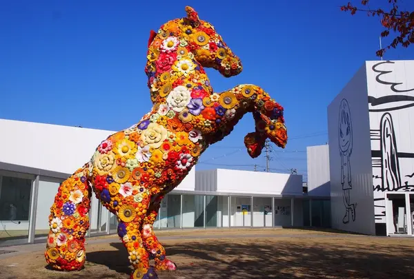 十和田市現代美術館